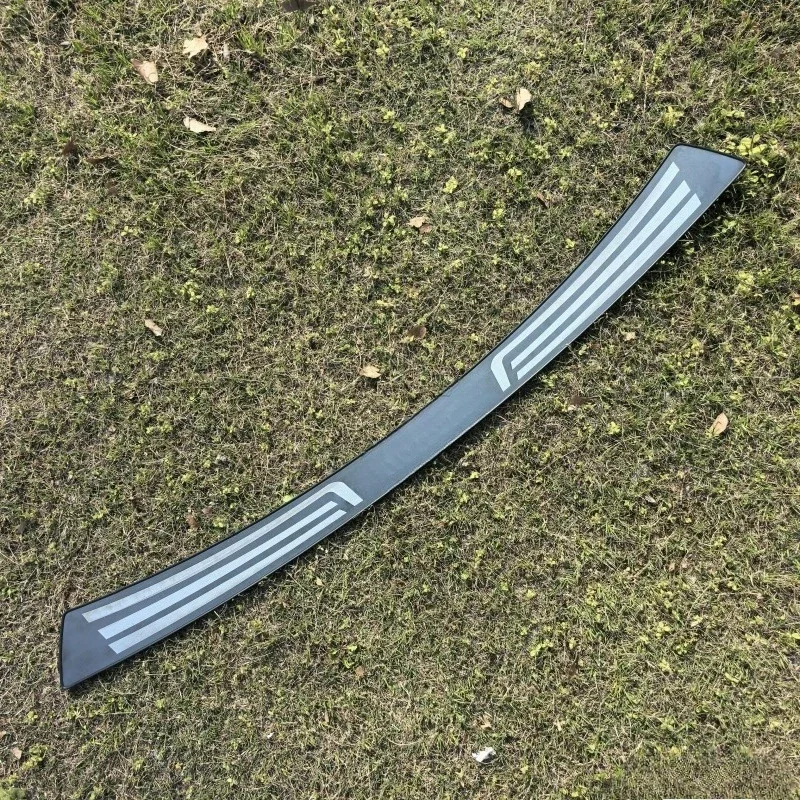 

2016 - 2018 For Toyota Rav4 Car Accessories Sticker Rear Guards Rear Bumper Cover Trim Stainless Trunk Guard Plate Cover