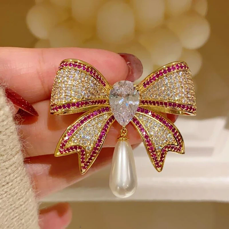 Temperament Rhinestone Bowknot Brooches For Women Girls Fashion Delicate Corsage Elegant Suit Pins Clothing Accessories Gifts