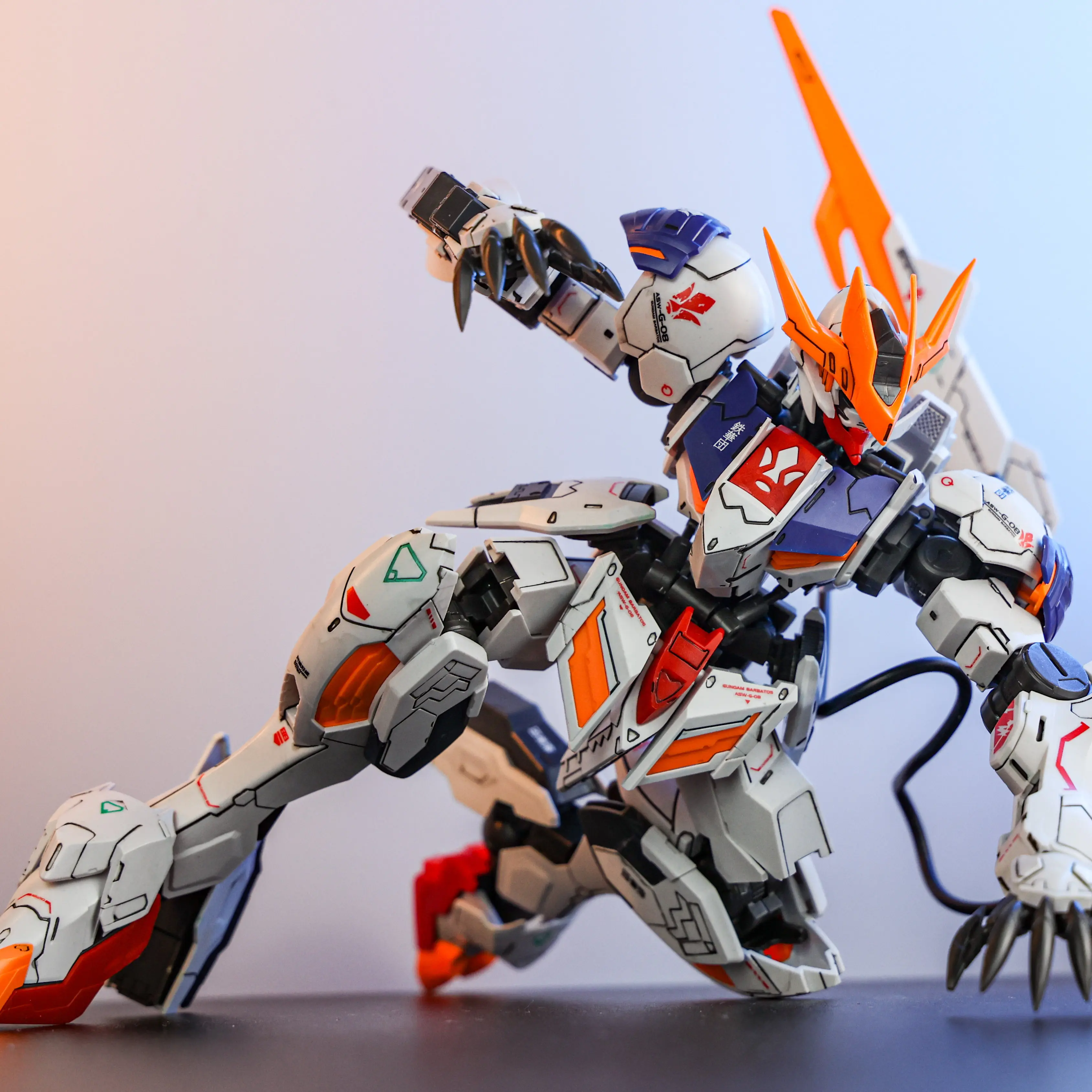 

Barbatos Lupus Rex 1/100 Fm Advanced Emperor Form Assembly Plastic Model Kit For Iron Blooded Orphans Collection Gifts surprise