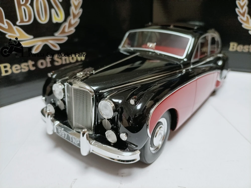 

Bos 1 18 Jaguar Limousine модель Jaguar MK VIII 1957 красный и черный подарок коллекция мебели