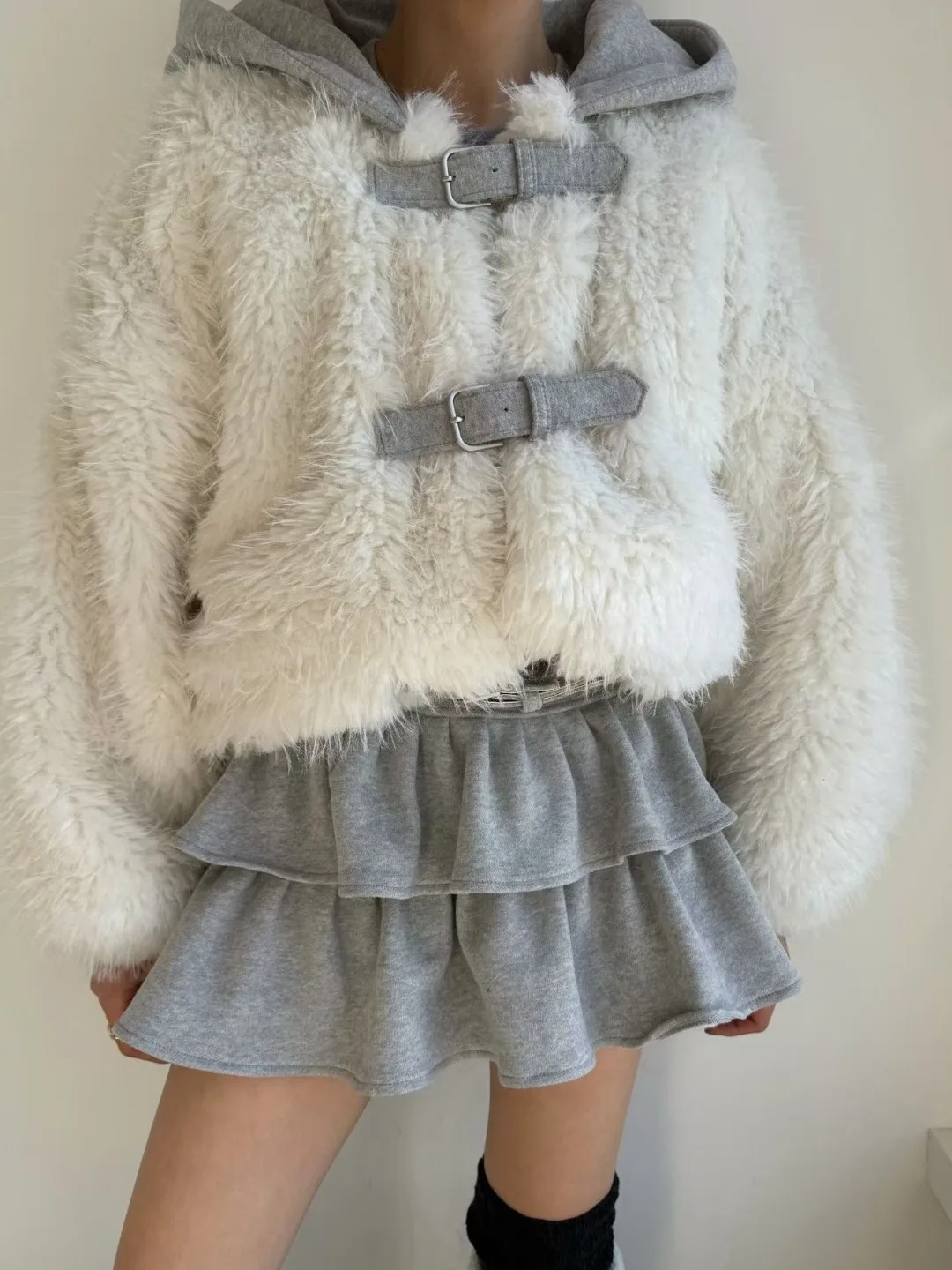 

Faionable Winter Coat Women's Warmth Fluffy Hat Jaet Korean Sle ort Outerwear Cute Youthful Appearance