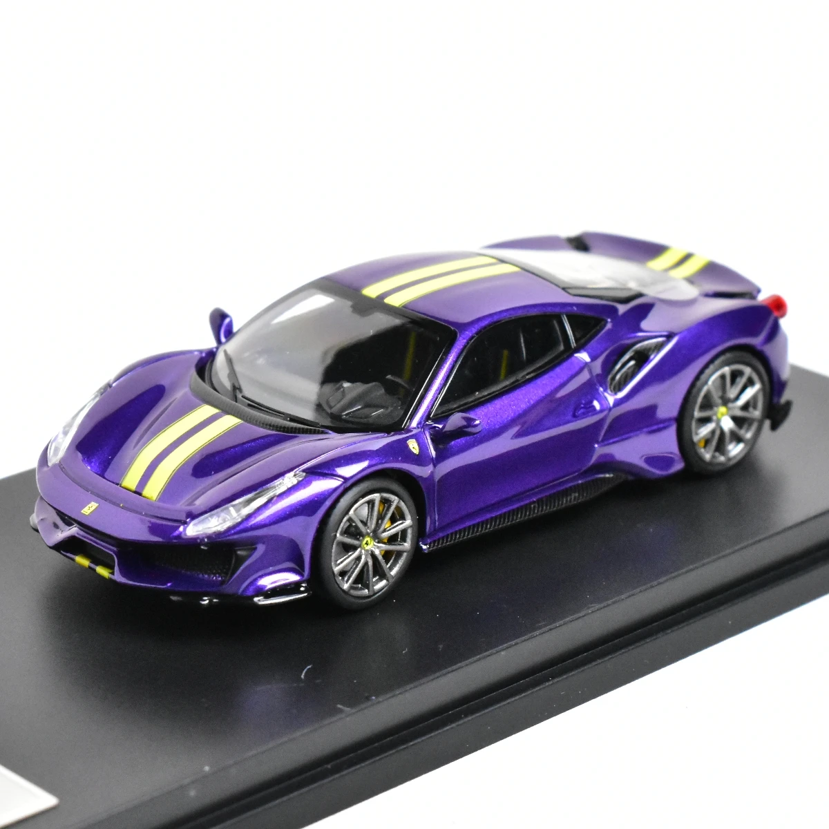 Modèle de voiture moulé sous pression Ichilan, Novitec 488, PMust, 1:64