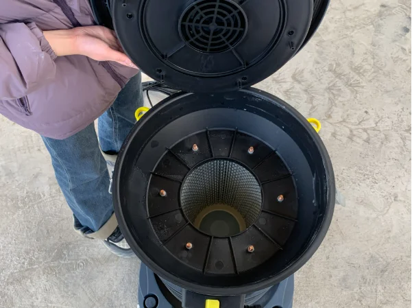 High-Power 3600W Industrial Mobile Dust Particle Vacuum Cleaner Three Motor Handheld Wet Dry Function for Household Hotel Use