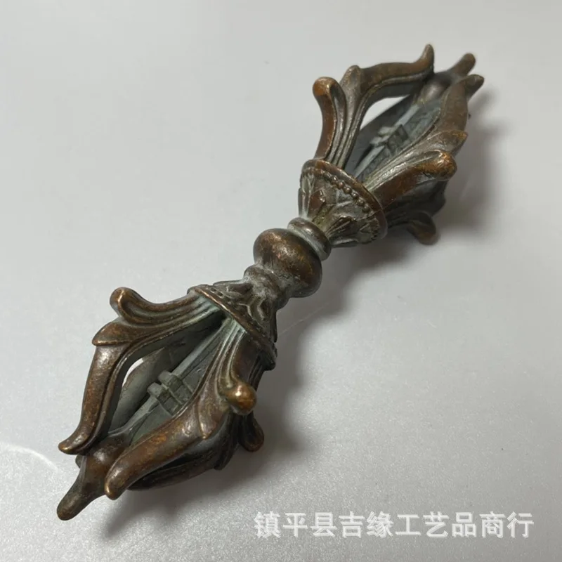 Vajra and Puma Vajra ornaments, antique-style handicrafts, antique copper-colored tabletop decorations, Tibetan-style Vajra orna