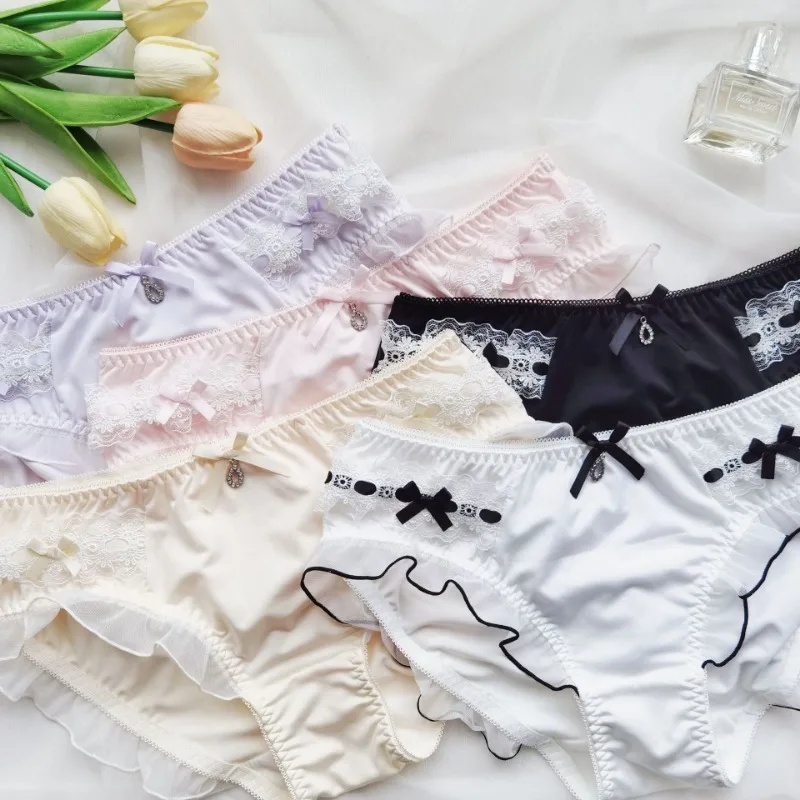 Женские-гладкие-милые-милые-трусики-из-молочного-шелка-кружевное-нижнее-белье-в-стиле-Лолиты-с-рюшами-высокая-эластичность-дышащее-мягкое-нижнее-белье-со-средней-талией