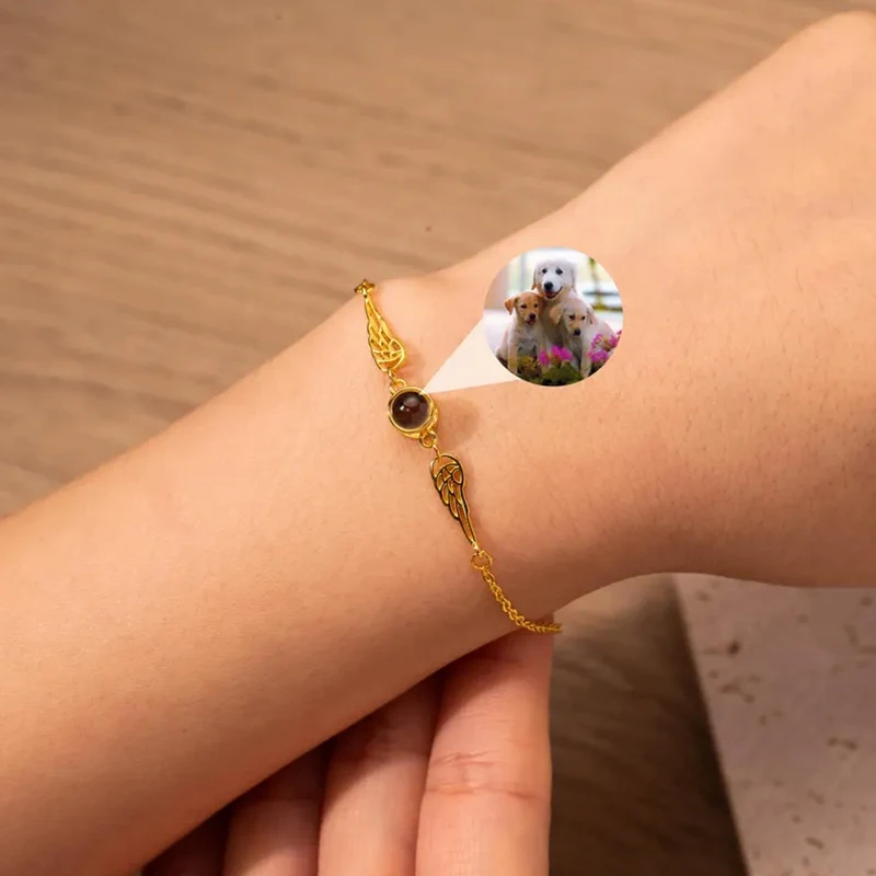 

Персонализированный браслет для проекции фотографий, браслет для фотографий на заказ, браслет-подвеска с крыльями ангела, изысканный свадебный подарок, мемориальный подарок