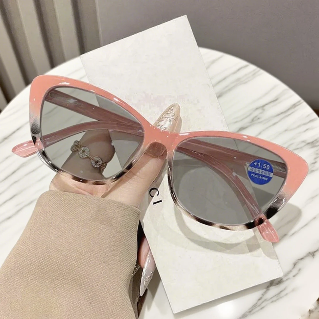 New Fashionable Personalized Color Blocked Cat Eye Women's Myopia Sunglasses Retro Neutral HD Luxury Versatile Sunscreen Glasses