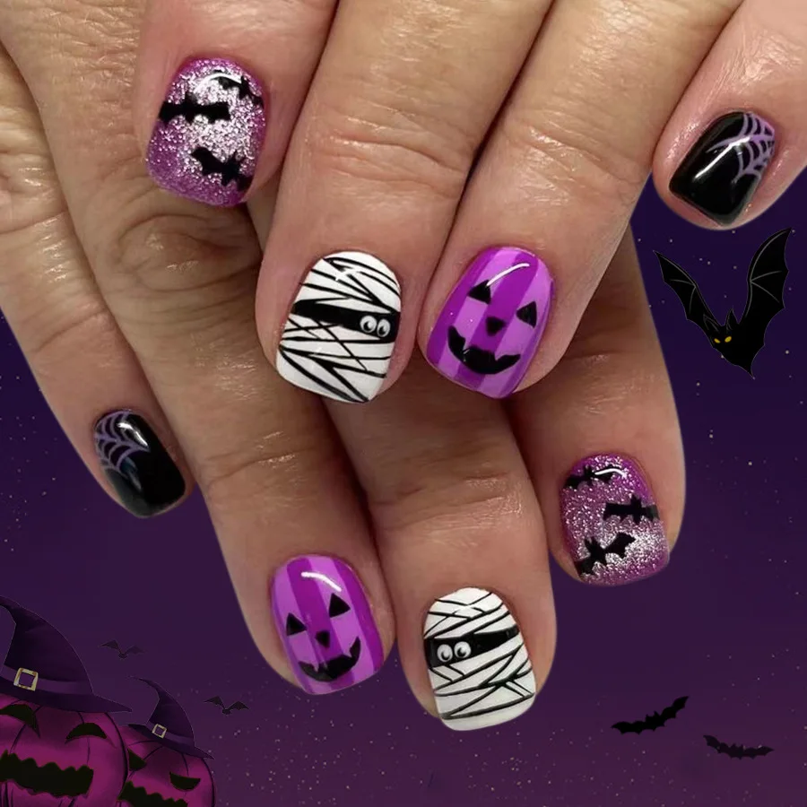24個入り キュートなゴーストデザイン フェイクネイルセット ハロウィン グリッター ブラック ショートスクエアネイルセット 付け爪 バット スパイダーウェブ フェイクネイルチップ
