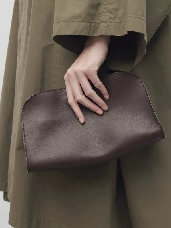 

New Beer25 Leather Handbag Women's Underarm Bag Faion mat Cowhide Single oulder Bag Casual Versatile Buet ape