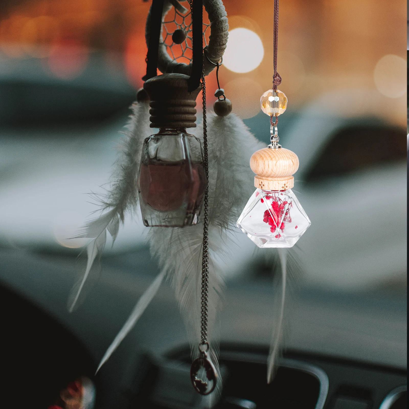 

4pcs Car Bottle Pendant Perfume Bottle Empty Glass Aromatic Scented Air Freshener for Car Office Kitchen Bathroom