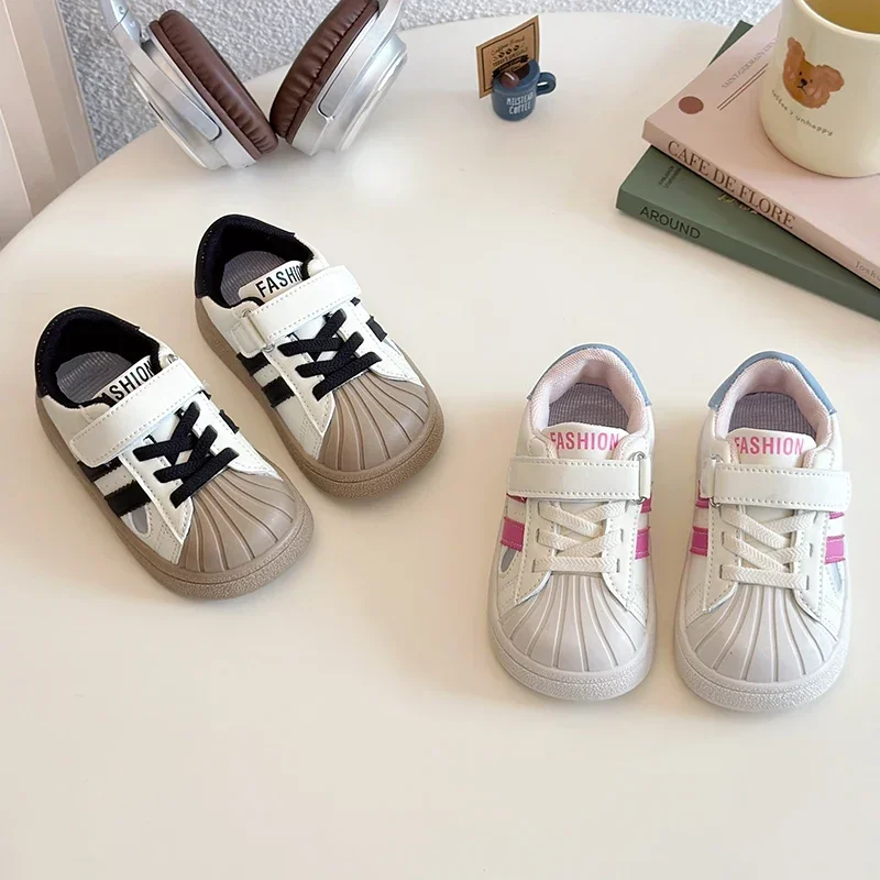 Children's Soft Bottom Sports Shoes Casual Shoes Spring Autumn New Style Girl's Leisure Shoes Boy's Classic White Board
