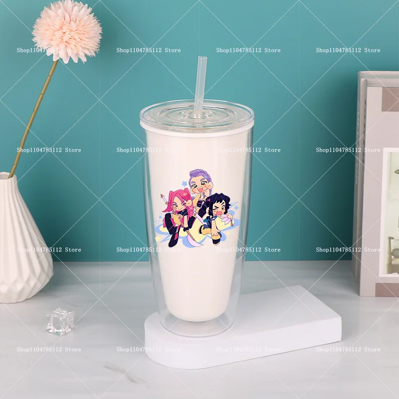 KPop Demon Hunters Tazza d'acqua Anime Trend Bollitore portatile a doppio strato con cannuccia Regalo per brocca in plastica a doppio strato per esterni di grande capacità