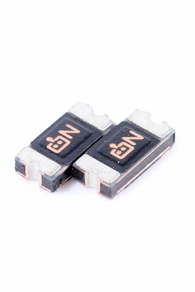 

smd Самовосстанавливающийся предохранитель NSMD010 1206 0,1 А выключенный 0,15 А 60 В aN 2000 шт.