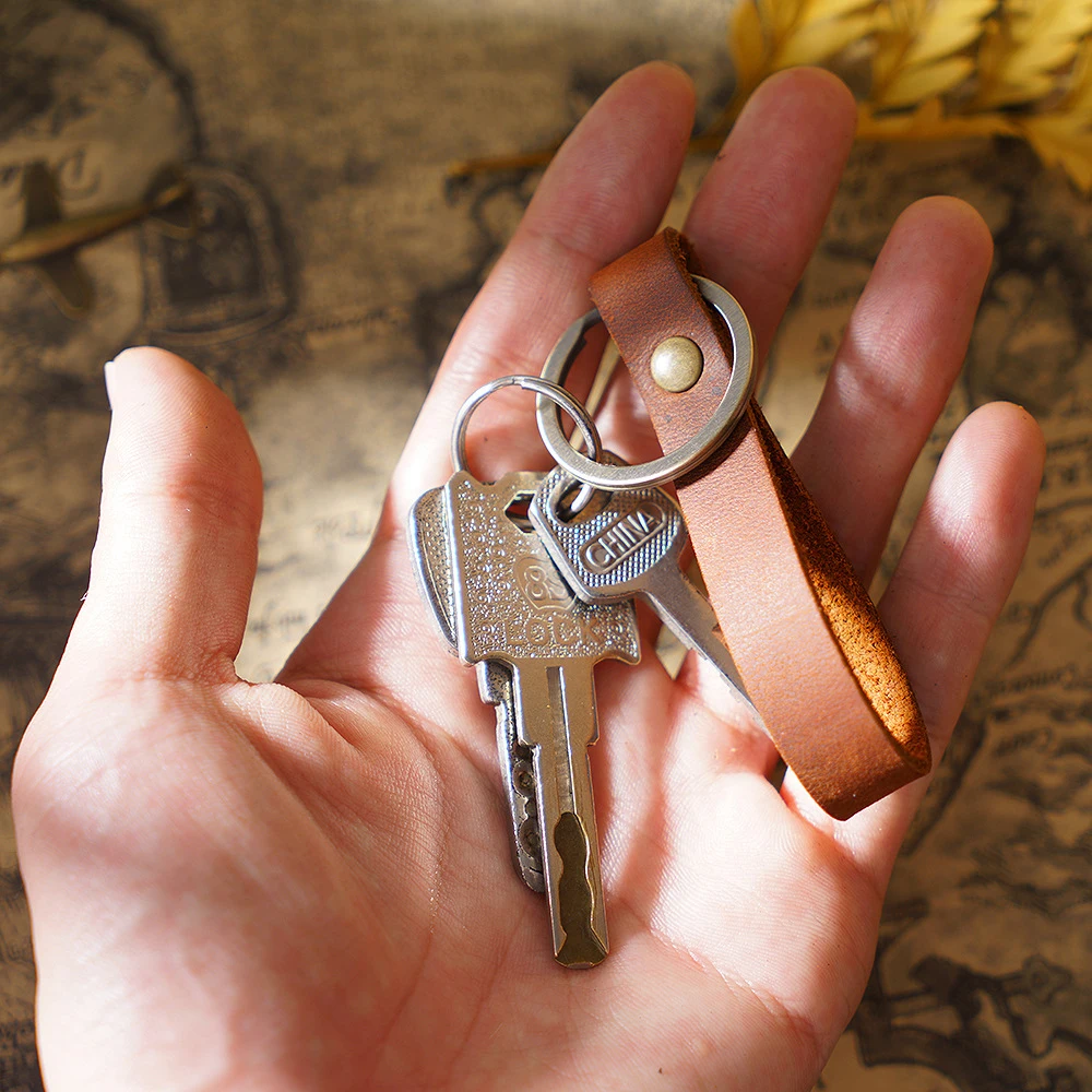 Key Organizer Genuine Leather Handle with Metal Ring Cowhide Keychain Holder for Cars Home
