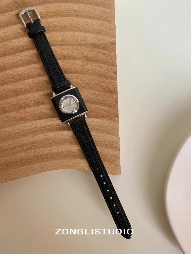 Fashion Ladies Watch Amber Round Dial Vintage Temperament Bracelet Leather Women's Watch Relojes Para Mujer
