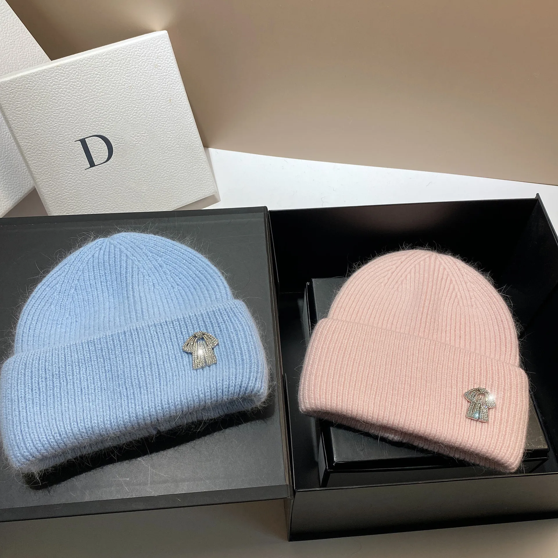 Luxury Brand Rhinestones Logo Real Rabbit Fur Beanies for Women Winter Knitted Hat Soft Fluffy Warm Woolen Skullies Caps