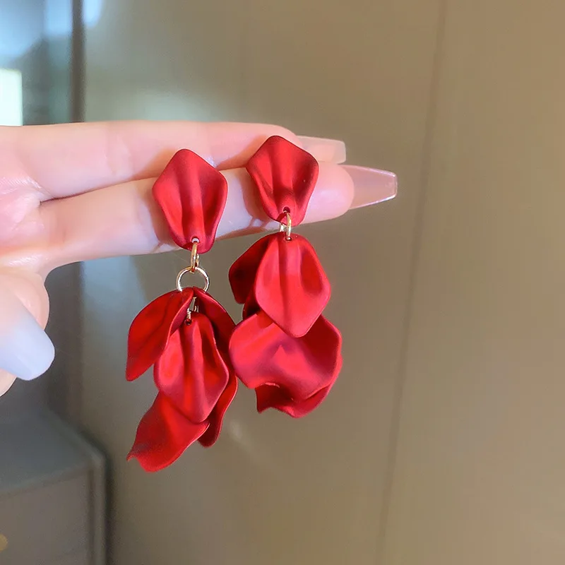 Matte Petal Tassel Earrings for Women Light Luxury Fashion Blue Drop Earring Personality All-match Jewelry Wholesale Female