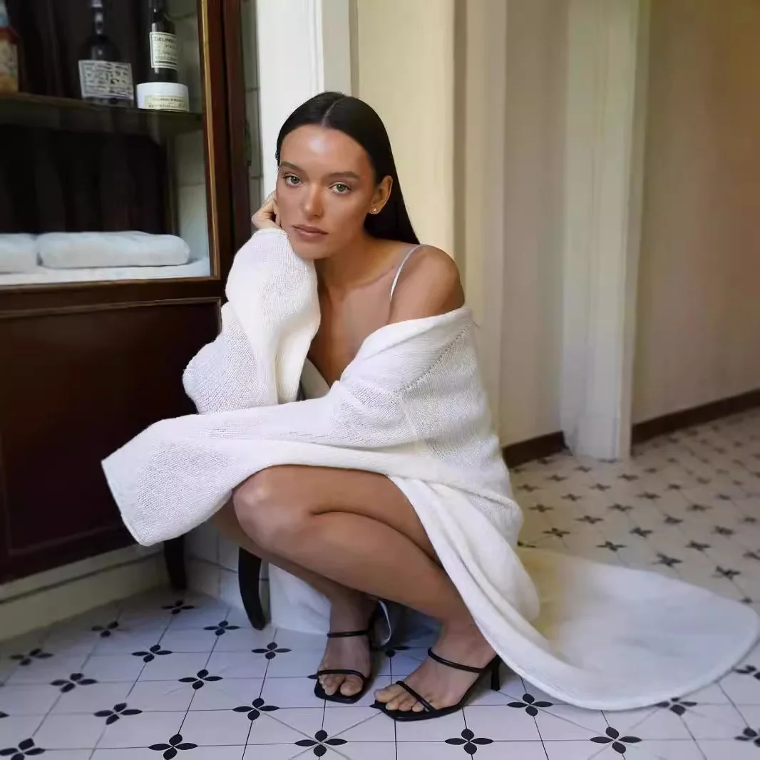 سترة متماسكة المرأة معطف طويل كم كامل الخامس الرقبة المفتوحة غرزة الصلبة البلوزات عادية الجوف خارج فضفاض أنيق الخريف محبوك