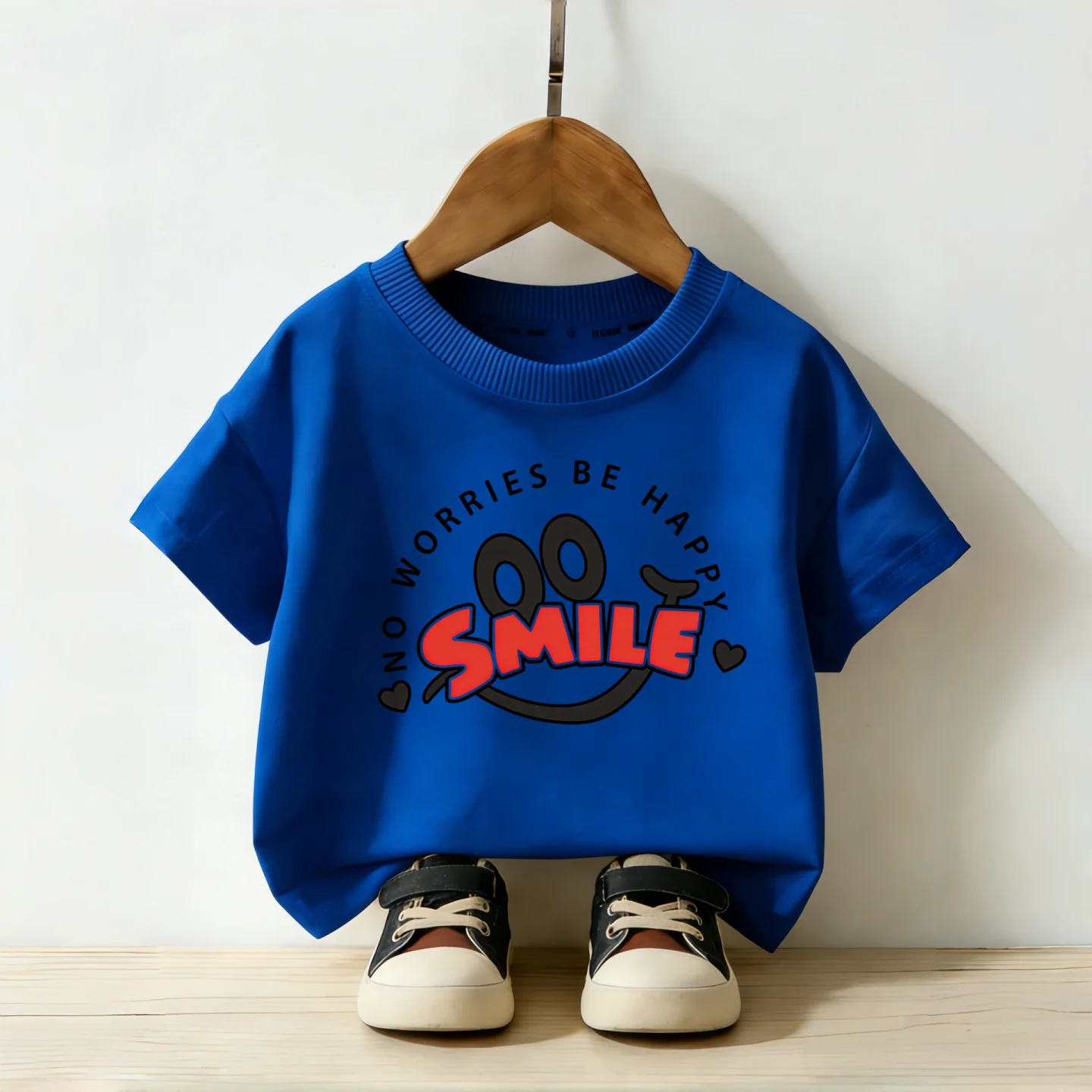 Children's short sleeved t-shirt 2026 new casual style letter smiley face children's fashionable t-shirt white girls' top summer