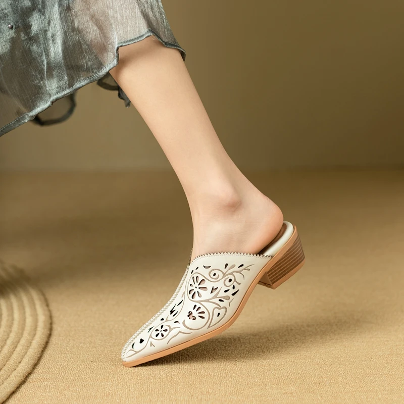 2024 Women\'s New Spring/Summer Pointed Retro Genuine Leather Hollow Carved Large Heel Baotou Comfortable Muller Slippers