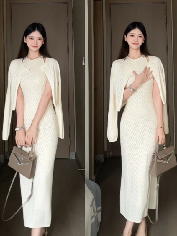 

Комплект из двух предметов: мягкий вязаный кардиган и удобные брюки с высокой талией, удлиненные, с круглым вырезом, в корейском стиле.