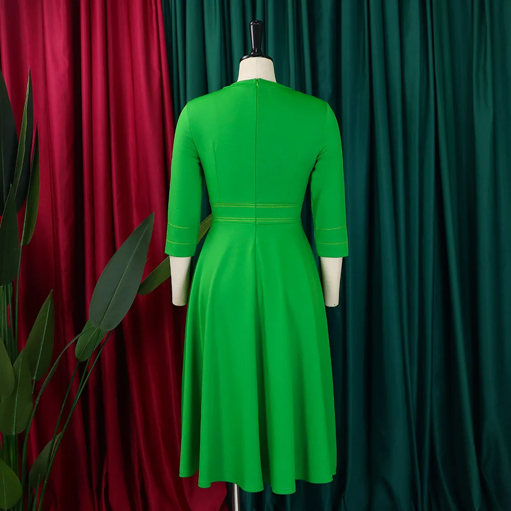 JENYAGE Damen Einfarbiges Dehnbares Kleid mit Stehkragen, Goldener Paspelierung, 3/4-Ärmeln, A-Linie, Midi-Länge, Elegantes Büro- und Partykleid in Übergröße – Detail 10