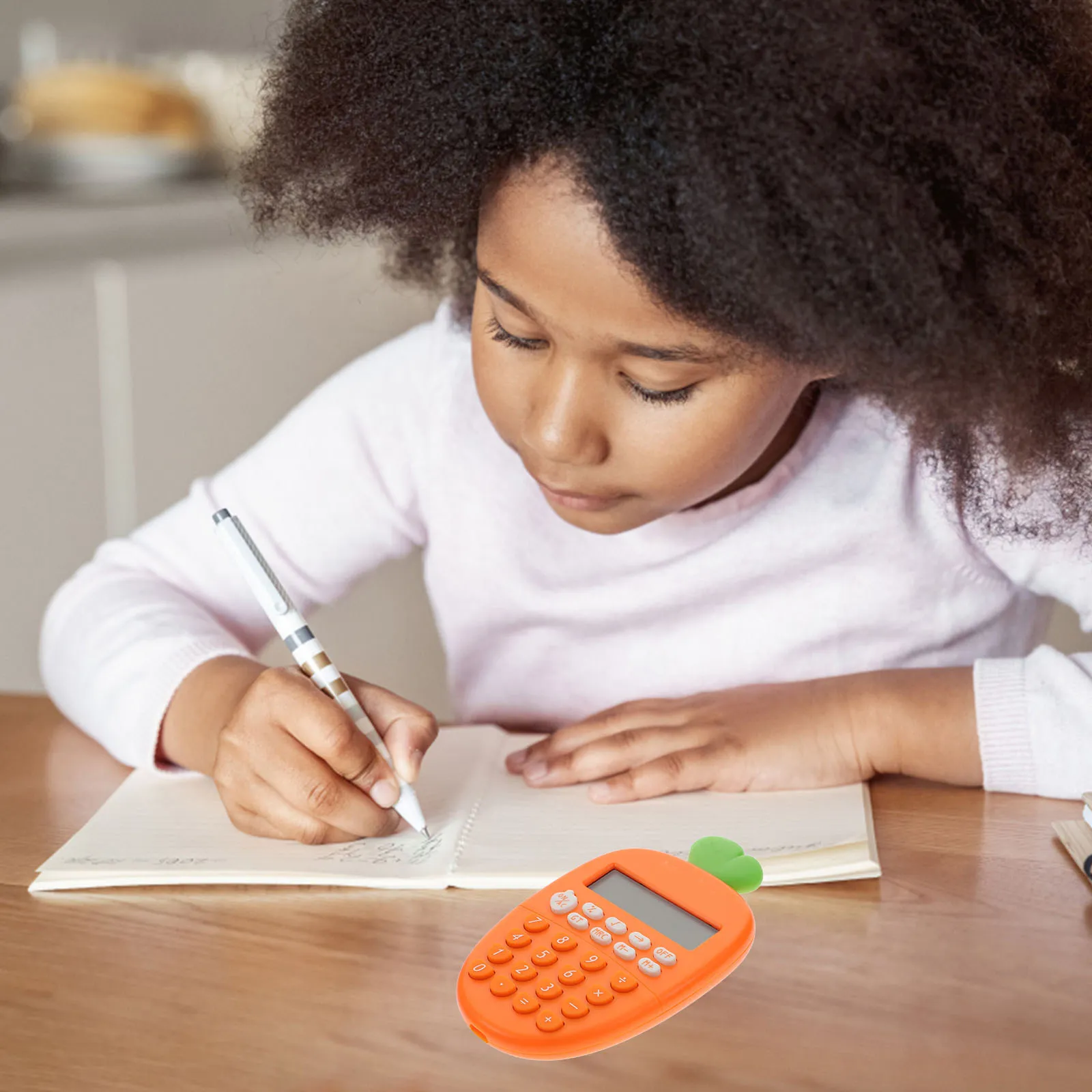 

2Pcs Electronic Calculator Carrot Shape Portable Plastic Lovely Mini Calculators for Students Office Accounting Desktop