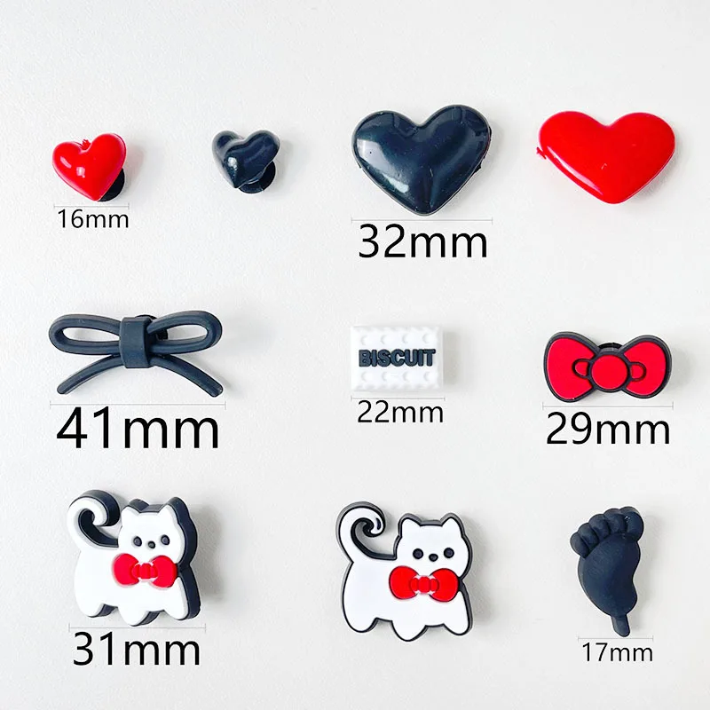New Cute Cat Hole Shoe Accessories, High-end Cartoon Love Series Removable Clogs Charms Slippers Buckle Accessories