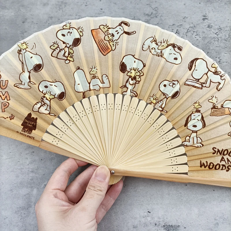 Snoopy Cute Cartoon Men and Women Cotton Folding Fan Creative Exquisite Cartoon Pattern 6-inch Portable Bamboo Fan Wholesale view 4