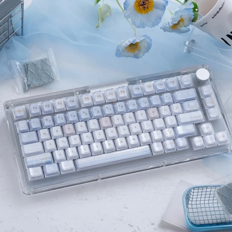 Winter Day Letter Theme Keycaps Set Customized PBT PC Sublimation KDA Profile Keyboard Cap for Mechanical Keyboard Accessories