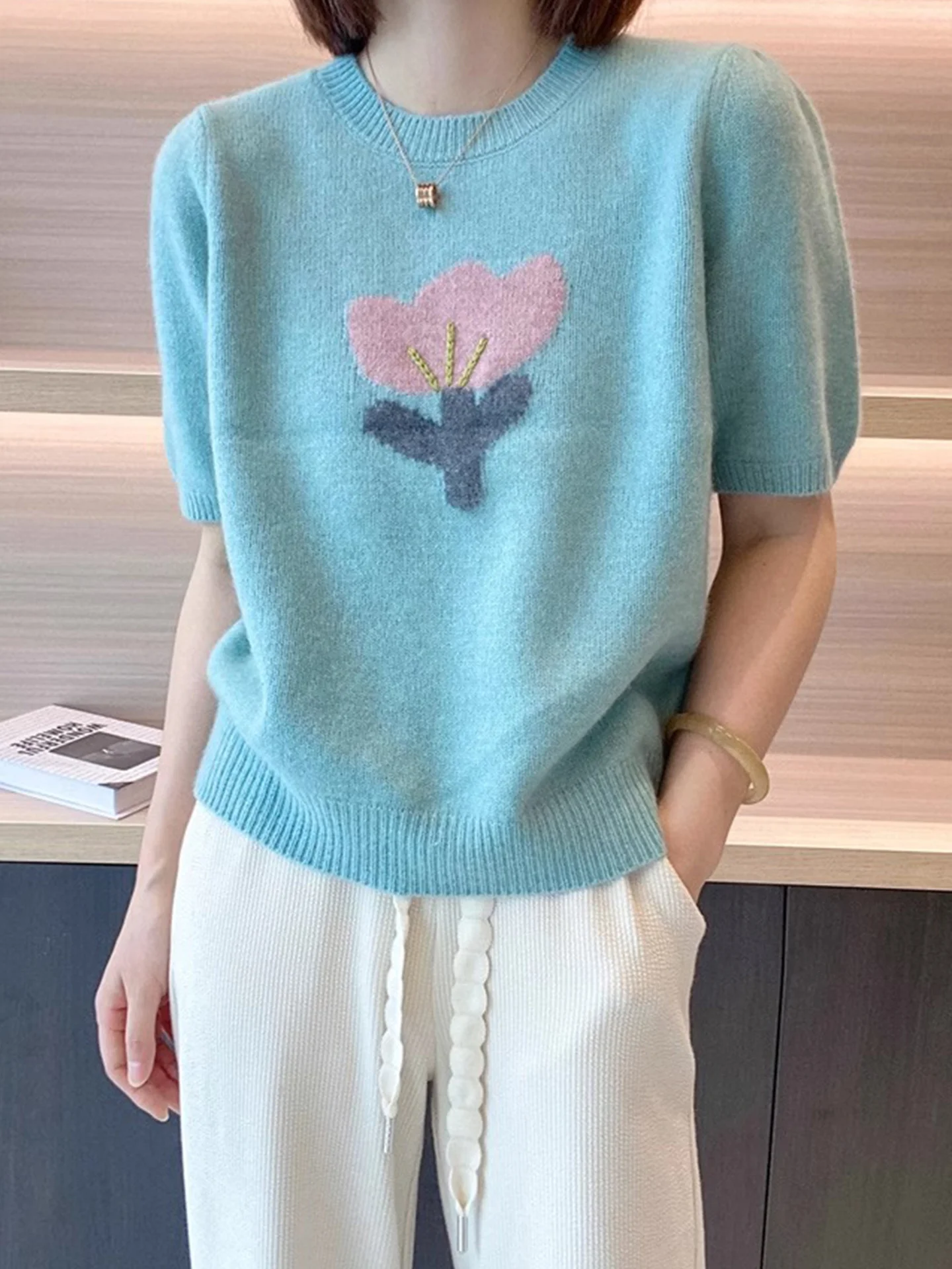 Loose Lazy Sle Summer Knitted Top Women's round Ne ort Sve Embroidered Flower Design Faionable Casual round Ne P...