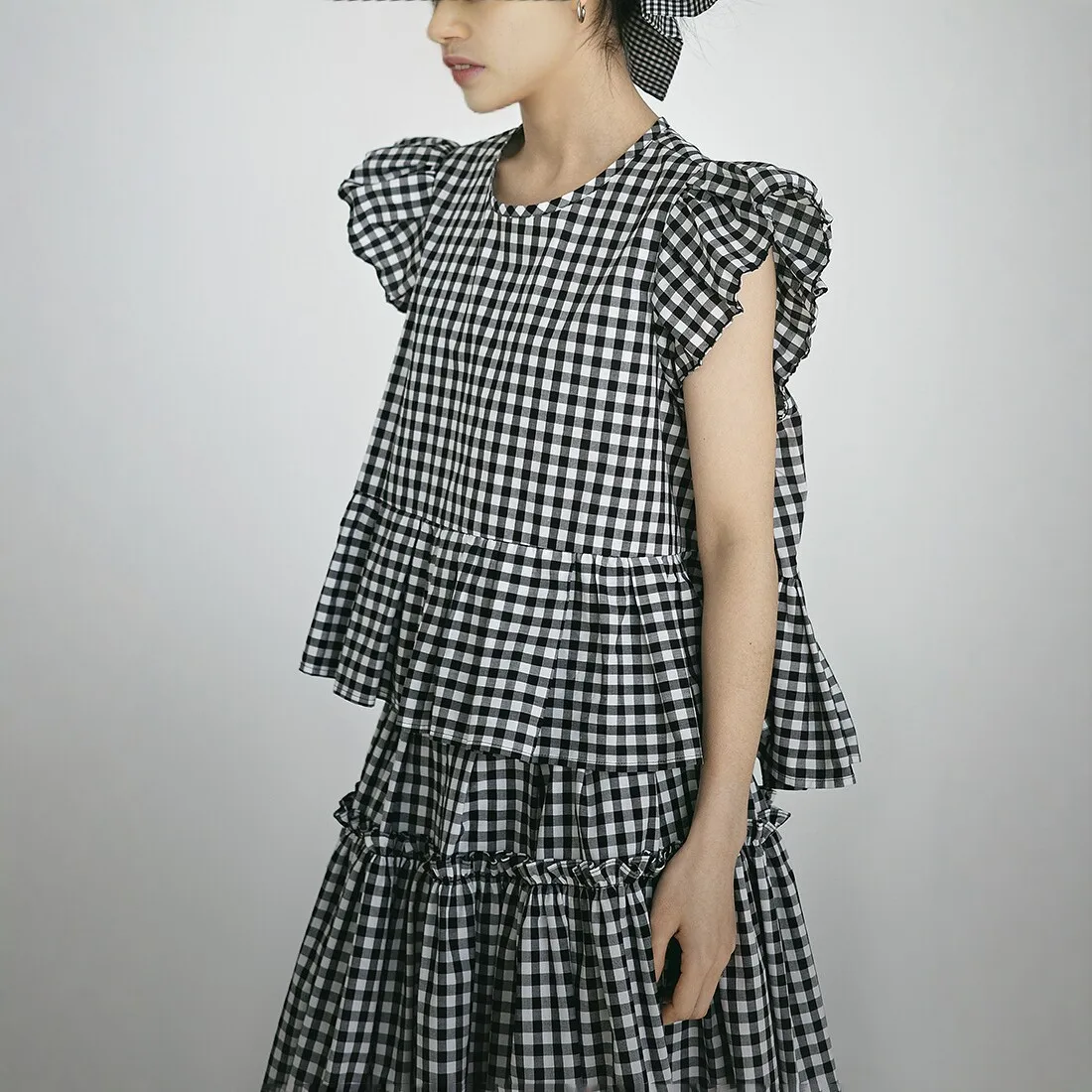 

Gagarich Japanese Spring/Summer Retro Ruffle Sleeveless Shirt Women's Summer New Loose Look Thin Doll Shirt Top Women