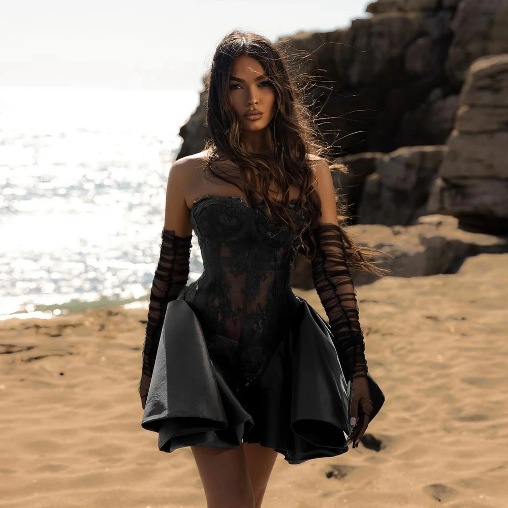 

Black Lace Strapless Mini Cocktail Dress NO Gloves Elegant Appliques Satin Short Evening Prom Gowns Mesh Formal Party Dresses