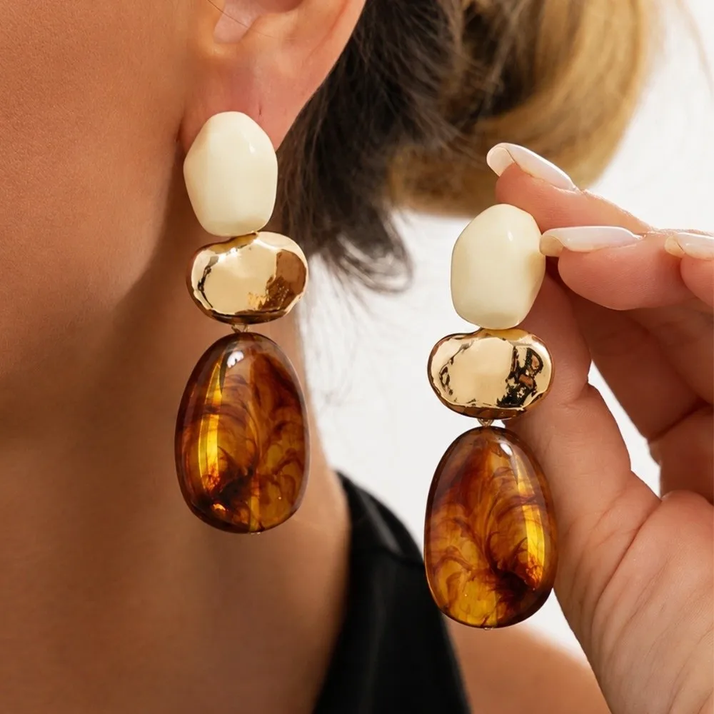 Irregular Resin Drop Earrings Tiered Long Drop Statement Dangle Earrings Three Section Hammered Texture Amber Drop Earrings