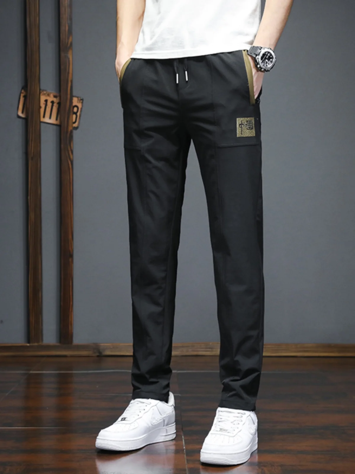 

Новые китайские мужские спортивные брюки Slim Fit, повседневные длинные брюки, весна-осень, модный бренд Bullworld, однотонные, со средней посадкой на талии