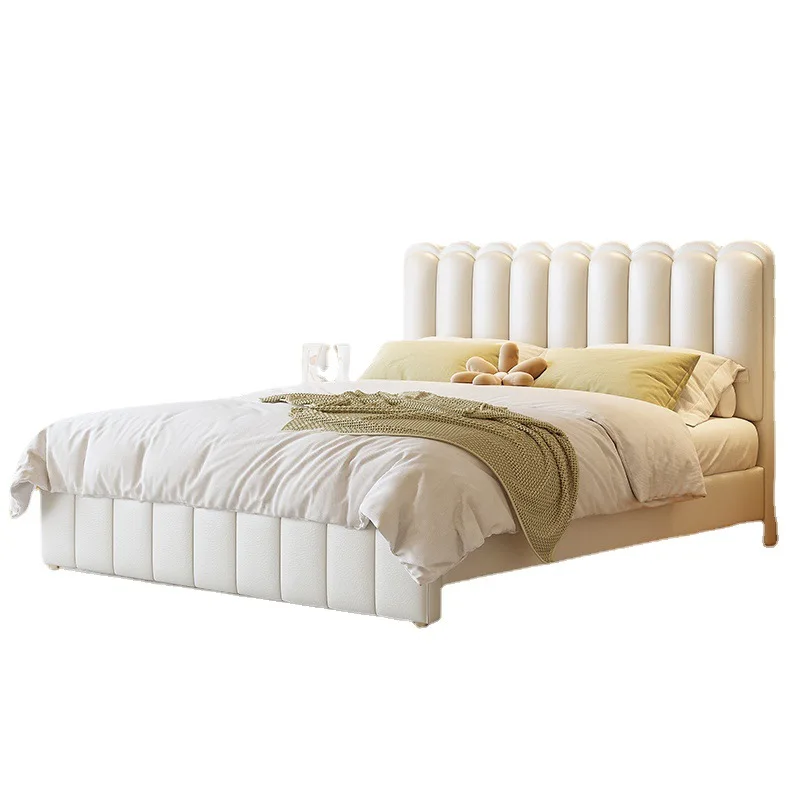 

Light luxury leather bed double master bed simple modern 1.8 meters Internet celebrity cream wind white wave bed