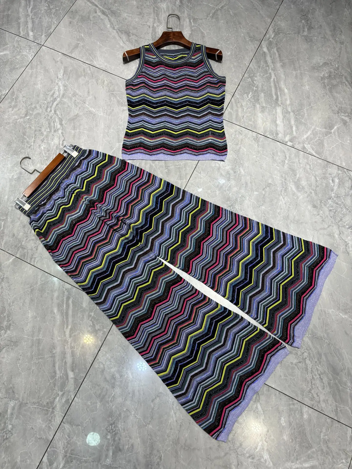 Women Sequins Striped Knitted Set Round Neck Sleeveless Vest + Elastic Waist Straight Wide Leg Pants Fashion Female Suit