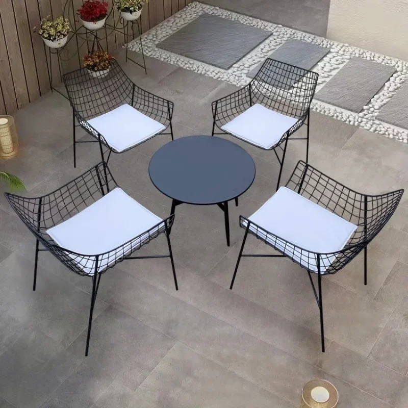 

Simple villa leisure outdoor outdoor chair milk tea shop hotel garden rest table and chair combination