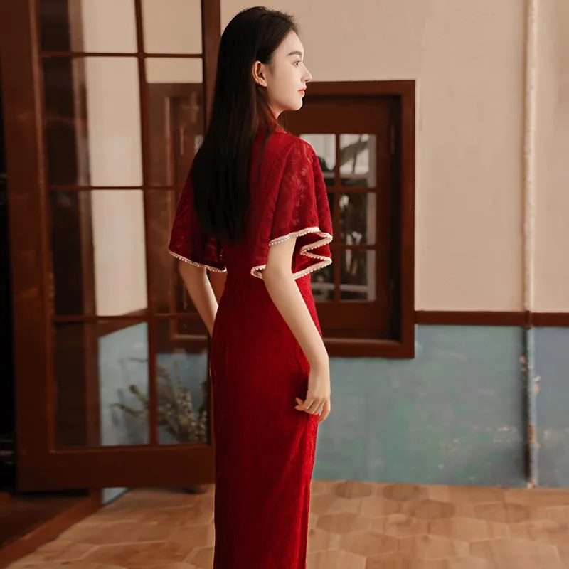 

A mid-sleeved thin wine red lace dress for toasting fashionable and cheongsam