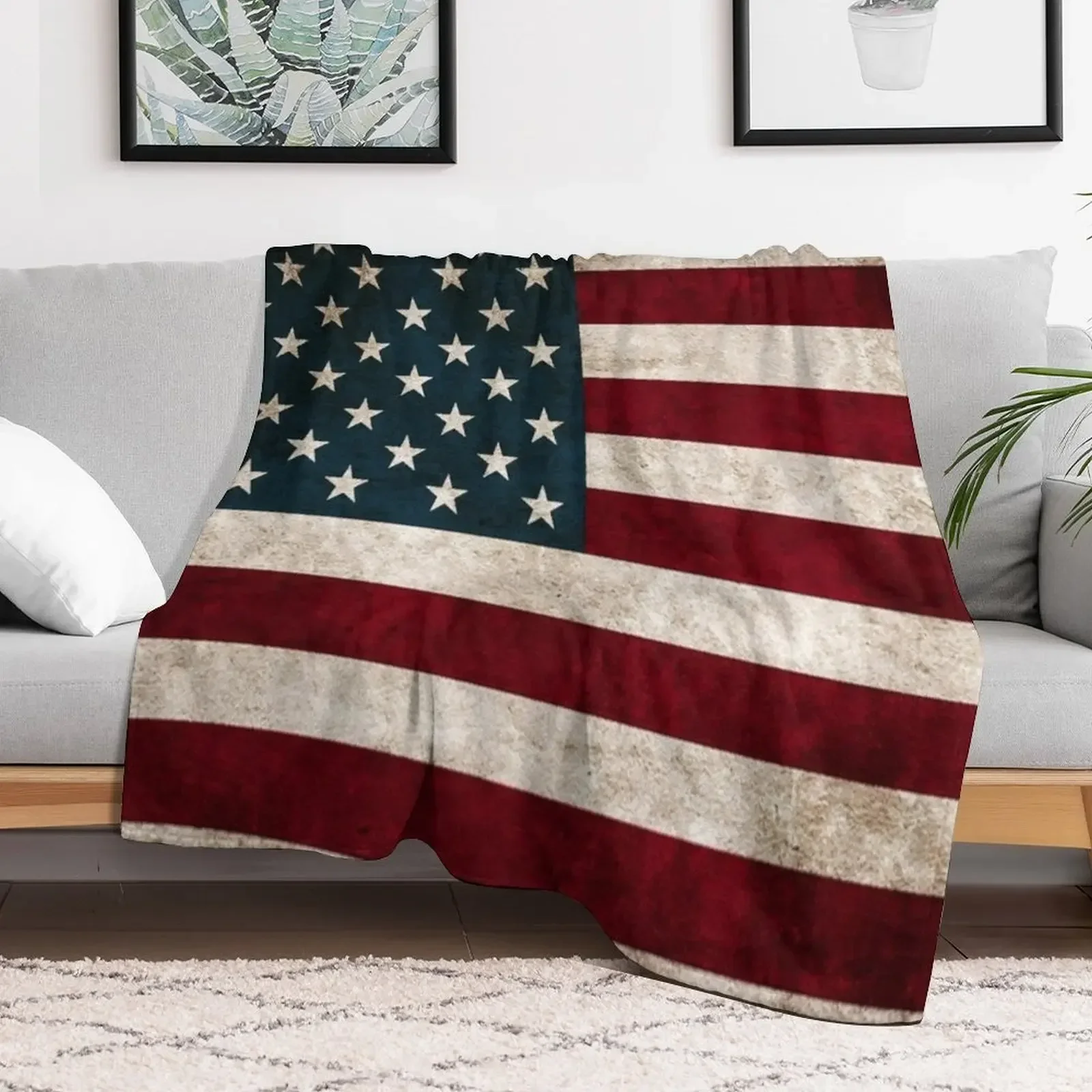 

USA American Flag Throw Pillows, Aged American Flag, Red White and Blue Throw Blanket Cute Hair Sofa Throw Blankets