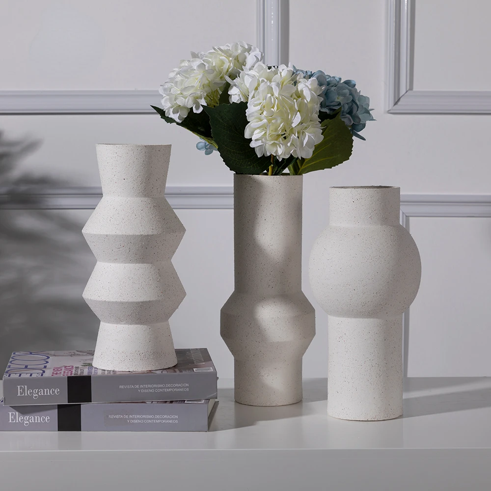 Modern white color clay ceramic vases for home decoration home decor item table top ceramic living room home decor nordic vase