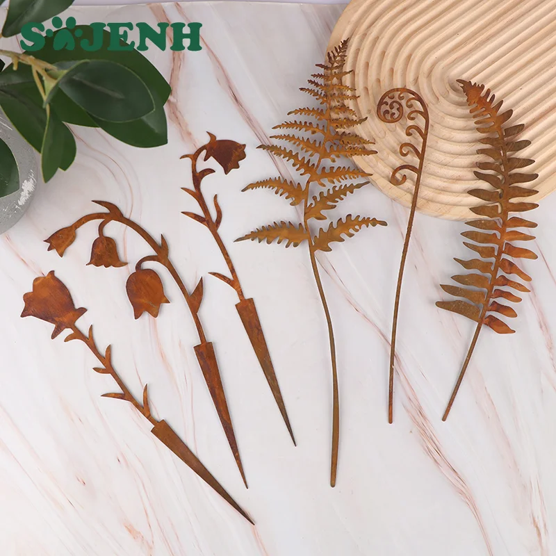 

3 Pcs/Set Rusty Metal Fern Garden Bonsai Bouquet Model Home Garden Decorative Ornament Outdoor Patio Garden Artwork