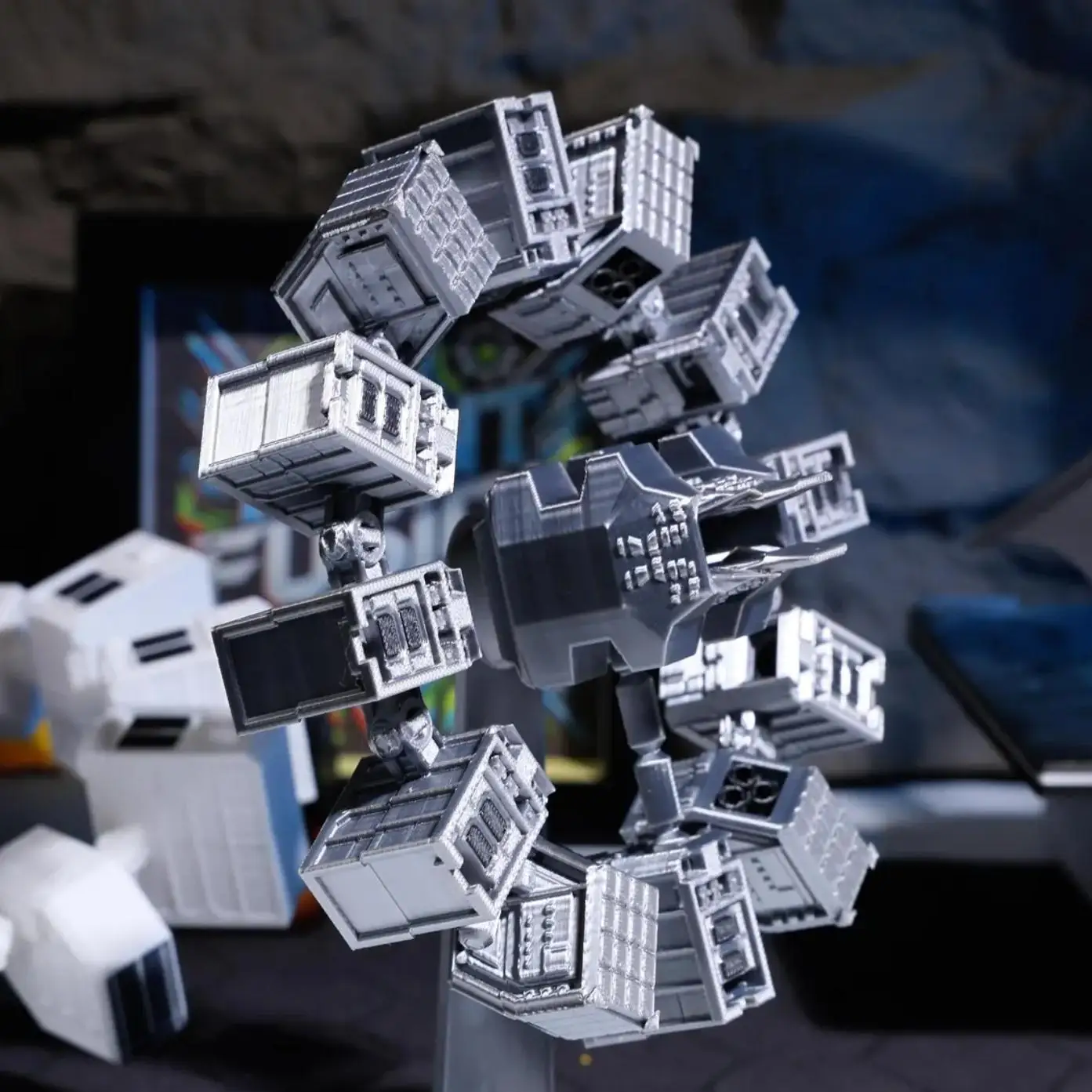 New Style, New Design 3D Printed Interstellar Endurance Space Station Model – Handmade Peripheral (Rotatable) Toy Gift