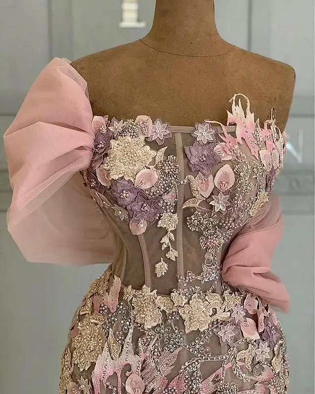 Charmante 3D-Applikationen, rosa Meerjungfrau-Abschlussballkleider, sexy, durchsichtig, Aso Ebi, schulterfrei, Abendkleider, arabisches Partykleid