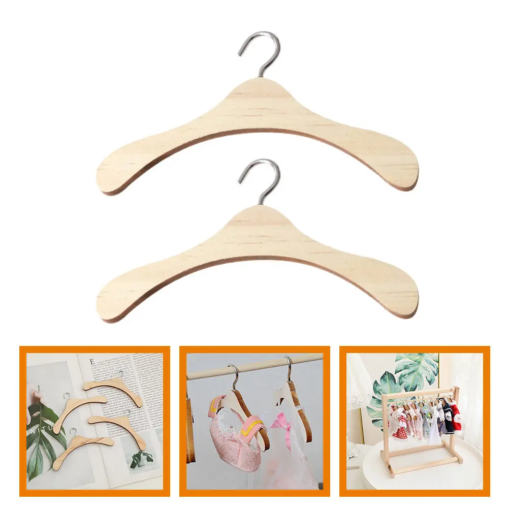 

15Pcs Premium Wood Mini Hangers Dollhouse Accessory Small Hanging Rack for Miniature Wardrobe Neat Display Storage Retro Design