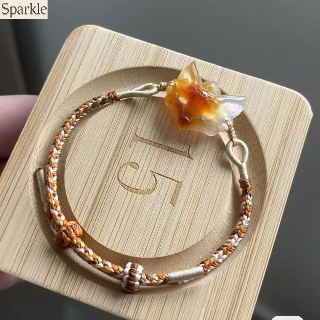 

Retro Hand-braided Fox Mask Bracelet For Women Men Girls Hand-Woven nine-tailed fox Fashion Hand Jewelry Gift texture of jade