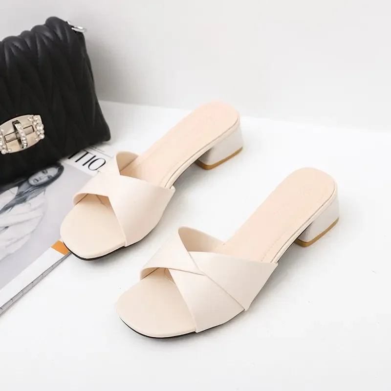 2024 Summer New Fashion Open Toe Solid Color Simple Leather Surface Candy Color Large Slippers Square Heel Shoes Women