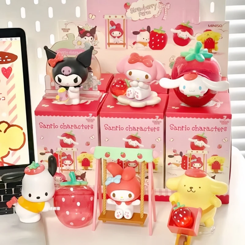 Anime Sanrio MINISO Strawberry Manor Series Blind Box Figures Kulomi Pacha Dog Cinnamon Beauty Dog Decoration Mystery Gift Toy