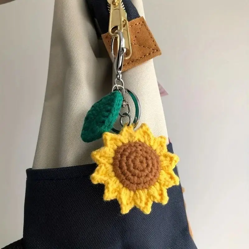 Handgefertigter Häkel-Sonnenblumen-Schlüsselanhänger mit grünem Blatt-Anhänger zur Rucksackdekoration, täglicher Gebrauch, Geschenk für Sonnenblumen-Fans – Detail 8