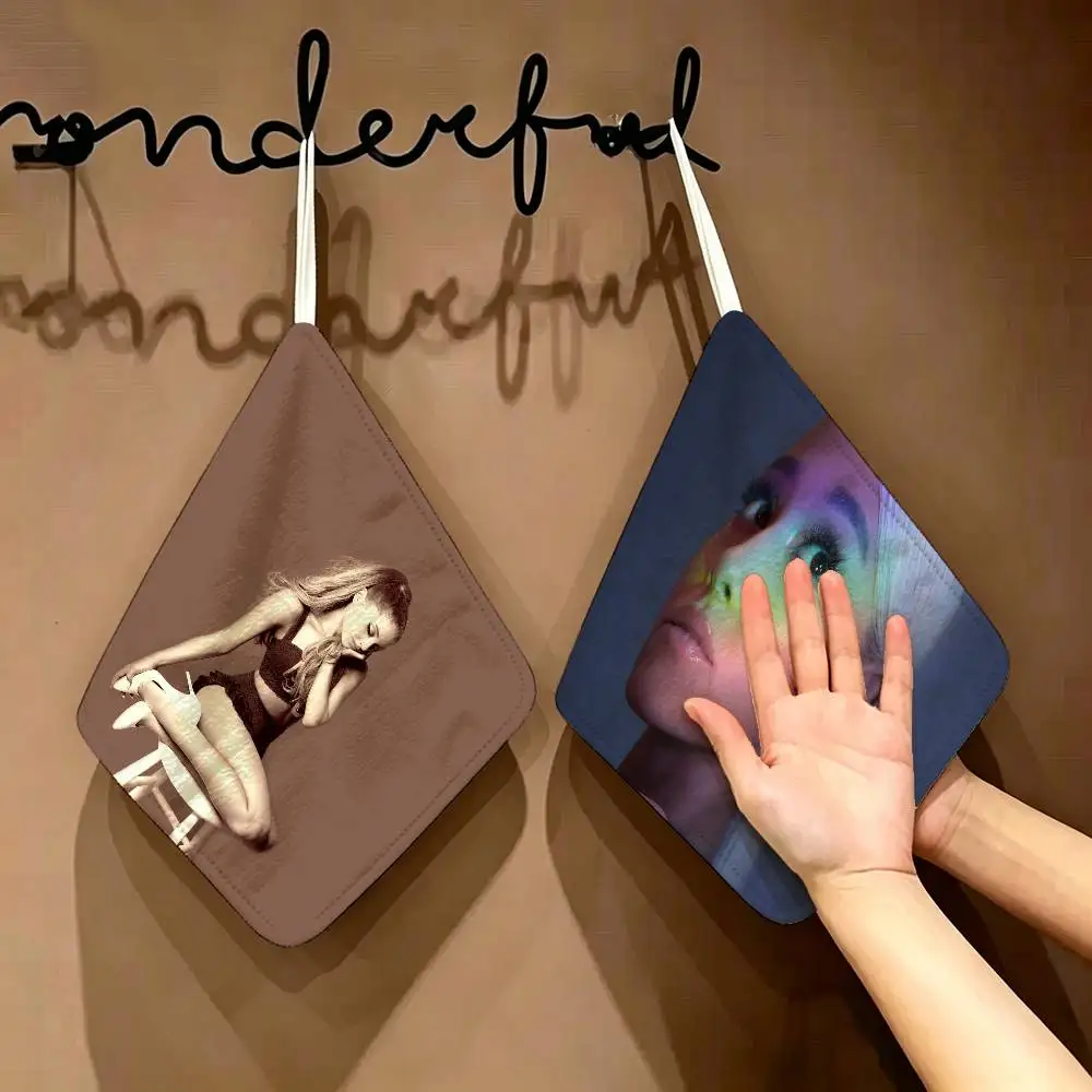 Singer A-Arianas-G-Grandes Polyester Cotton Hanging Kitchen Towel, Absorbent Hand Wiping Cloth for Daily Cleaning Drying